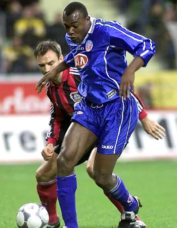 余的动作 余的动作